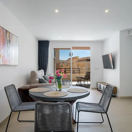 Solymar Sun & Beach Deluxe #1 Apartment *